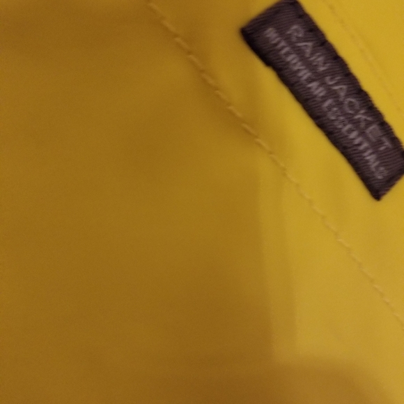 Raincoat - Picture 2 of 4